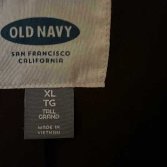 Maroon coat - Picture 2 of 3